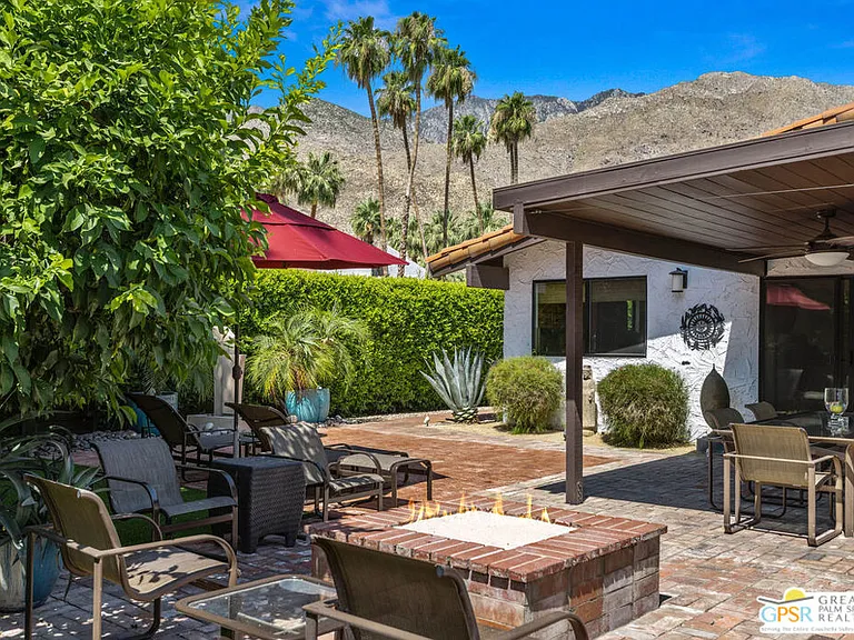 1347 Primavera Dr — Photo 54