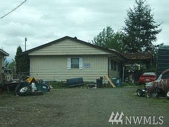 1st image of 9011 207th Street Ct E