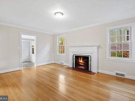 5th image of 5617 Glenwood Rd