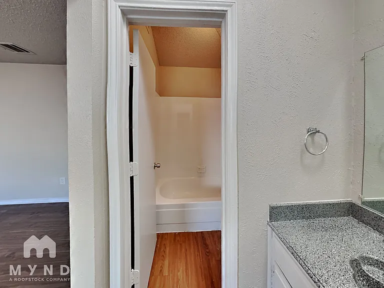 11835 Garden Terrace Dr — Photo 10