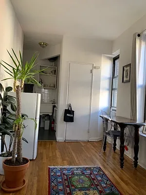 Rented by Matthew Gros-Werter, LREB  | media 7