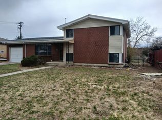 2331 Zion St, Aurora, CO 80011