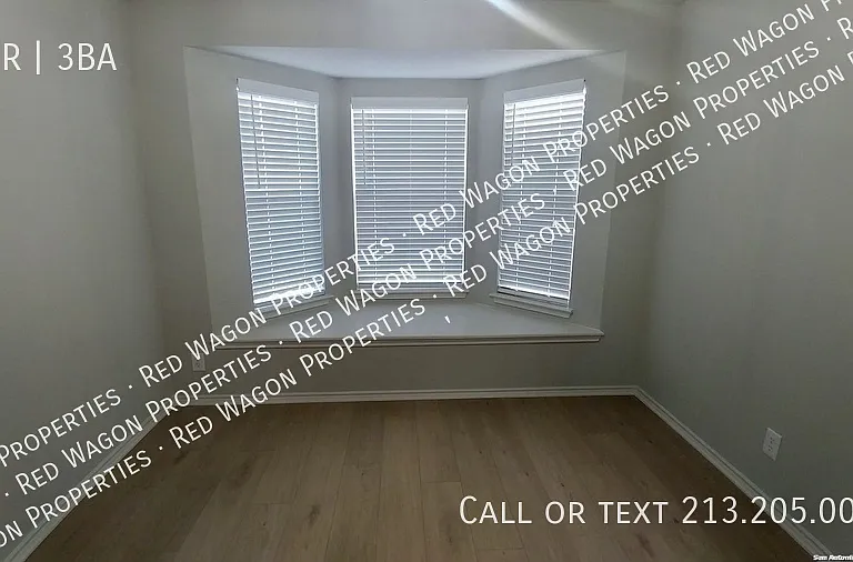 146 Cindy Lou Dr — Photo 7