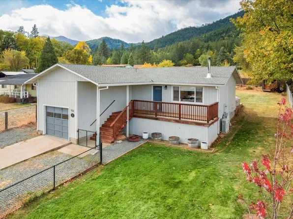 933 Cleveland St, Etna, CA 96027