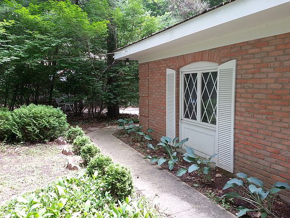 GARAGE/SIDE
