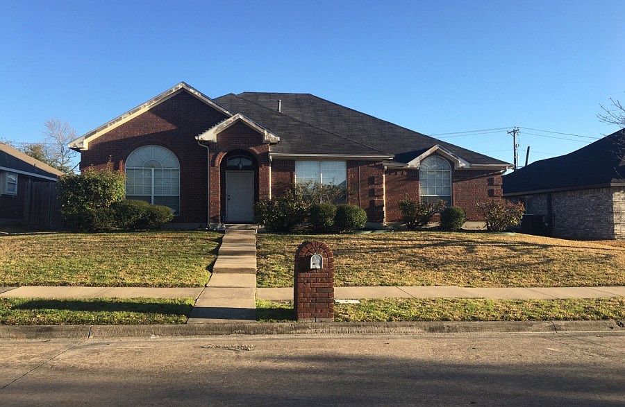 1st image of 1813 Island View Dr