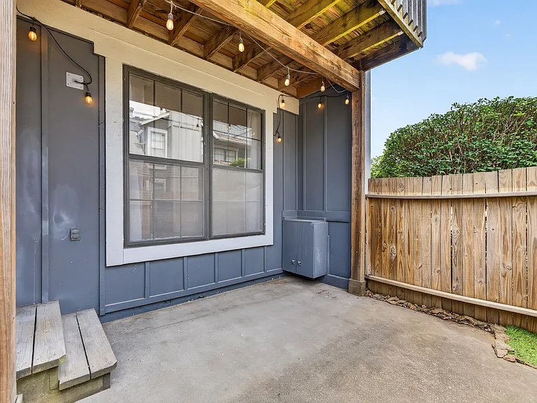 12647 W 110th Ter — Photo 16