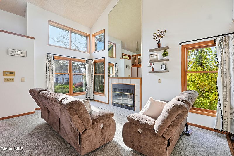 5th image of 7 Lea Court