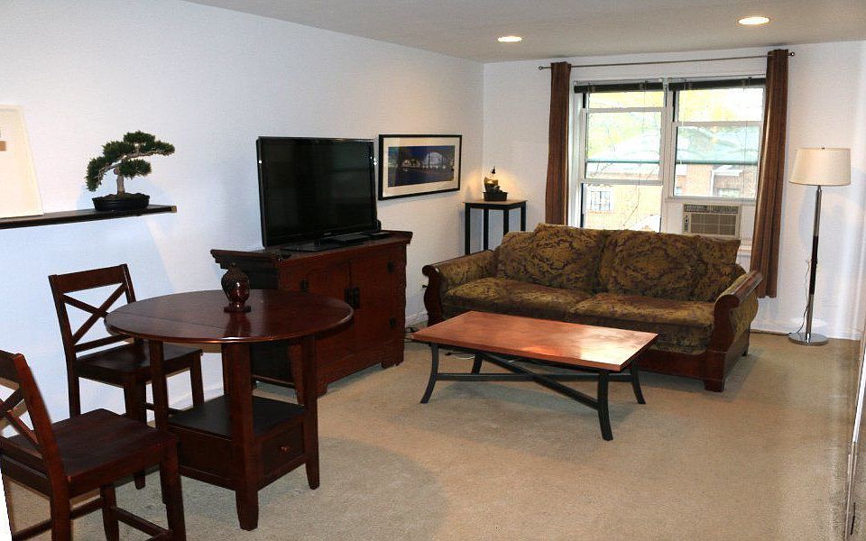 1st image of 7402 34th Ave #3L