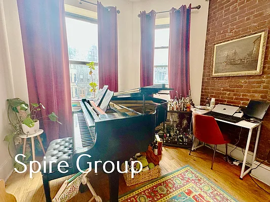 Rented by Spire Group | media 3