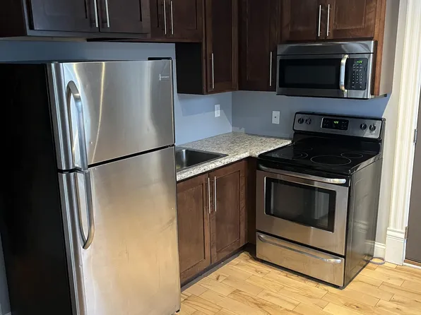 1804 Central Ave #2B, Dubuque, IA 52001