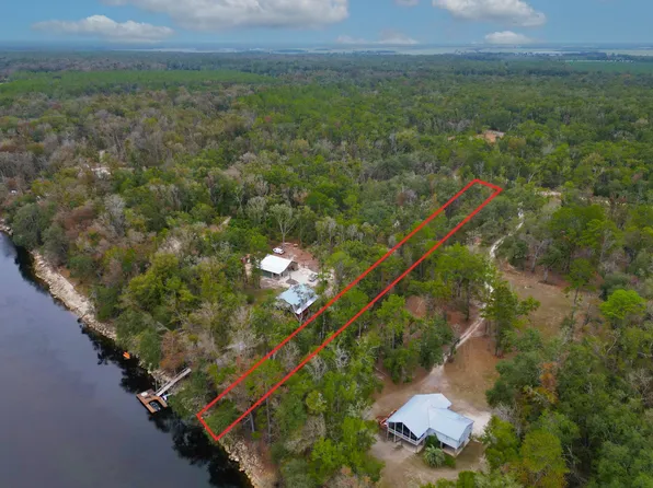 135th Ct, O'Brien, FL 32071