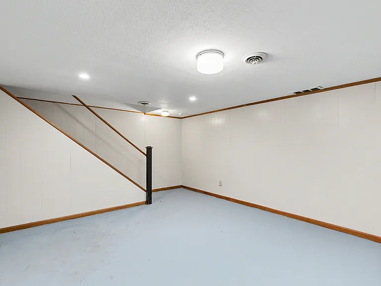 3751 Kent Rd #1 — Photo 15