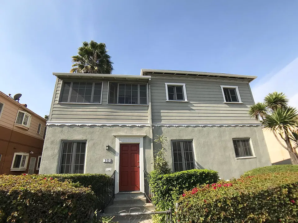 315 1/2 S Cochran Ave