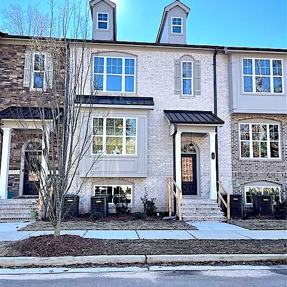 100 Wren Dr — Photo 2
