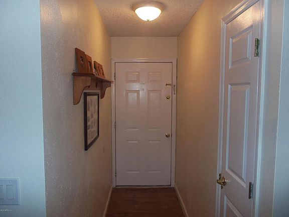 2nd image of 2988 Tuscarora Trl