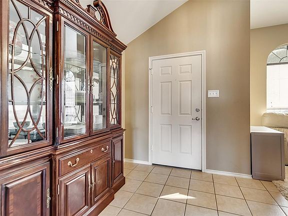 4th image of 2114 Penton Linns Dr