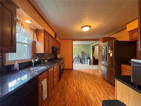 5th image of 33 Toothman Rd