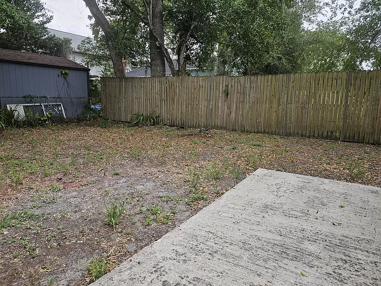 506 W Paris St — Photo 20