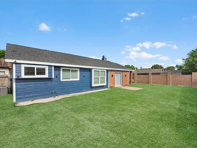 18503 Willow Moss Dr — Photo 18