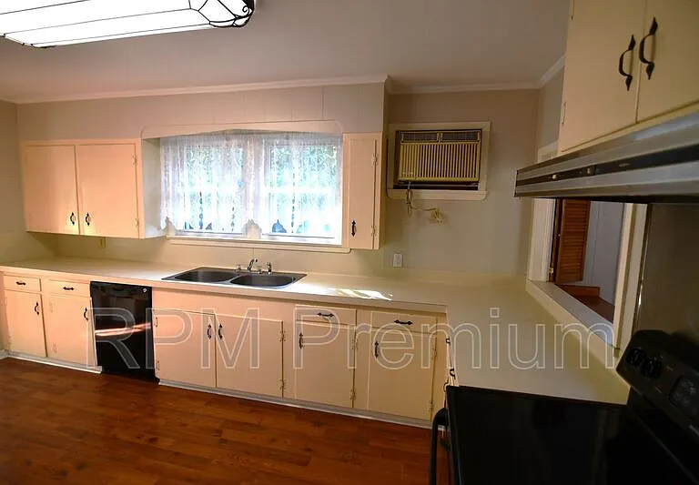 4709 Pecan Grove Rd — Photo 10
