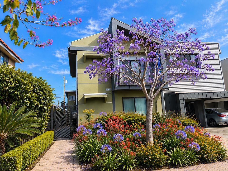 1st image of 12618 Pacific Ave #6