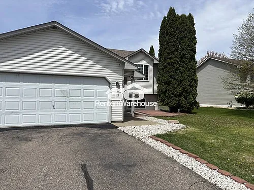 329 Alexander Ct Photo 1