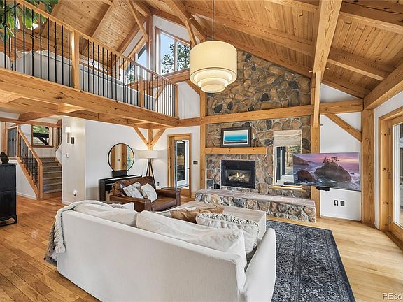 3rd image of 23111 Shoshone Road