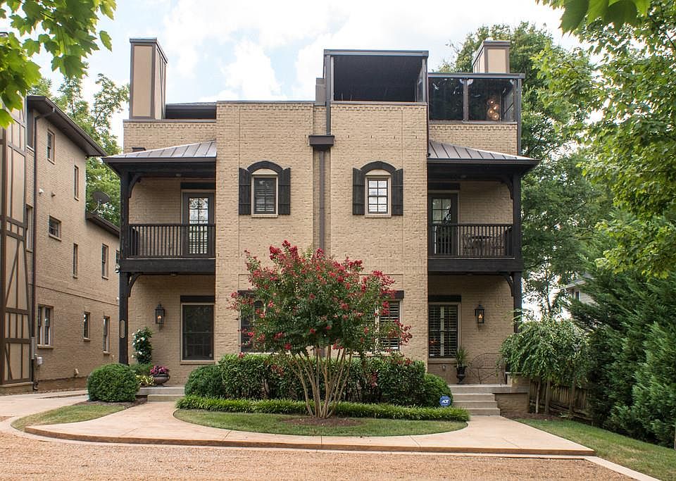 1st image of 1513B Gale Ln