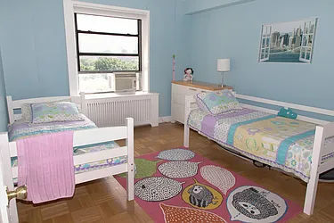 Sold by Ellen Jittrarachit, LREB