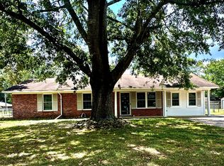 231 Greenbriar Cir, Pontotoc, MS 38863