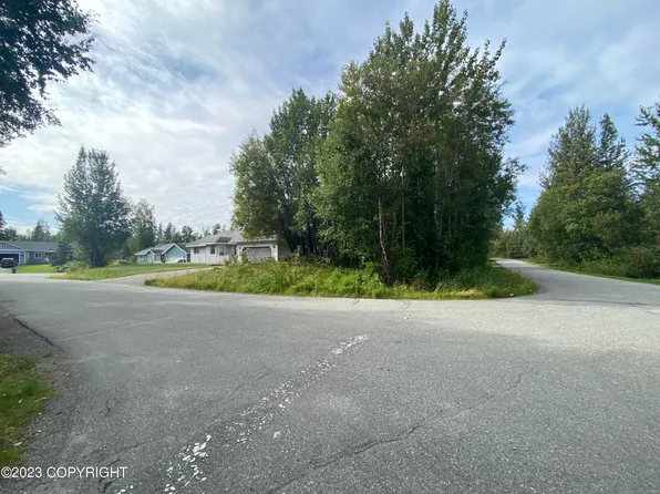 1400 N Villa Cir, Wasilla, AK 99654