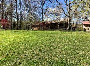 2780 Buckner Rd, Monterey, TN 38574