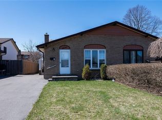 7 McDougall Dr, Thorold, ON L2V4C4