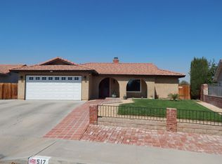 517 Suzanne St, Ridgecrest, CA 93555