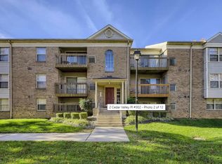 2 Cedar Valley Pl APT 201, Essex, MD 21221