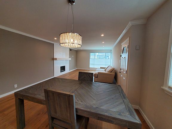 4th image of 21 Monterey Dr