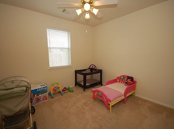 3rd image of 3015 Rockdale Ct