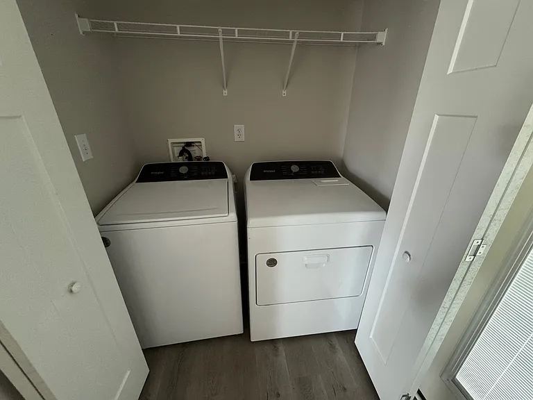 Lakeshore Landings — Photo 56