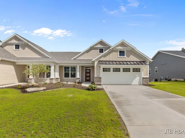 5460 Albright Ave SW #47, Grandville, MI 49418