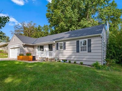 8110 W 92nd St, Overland Park, KS, 66212