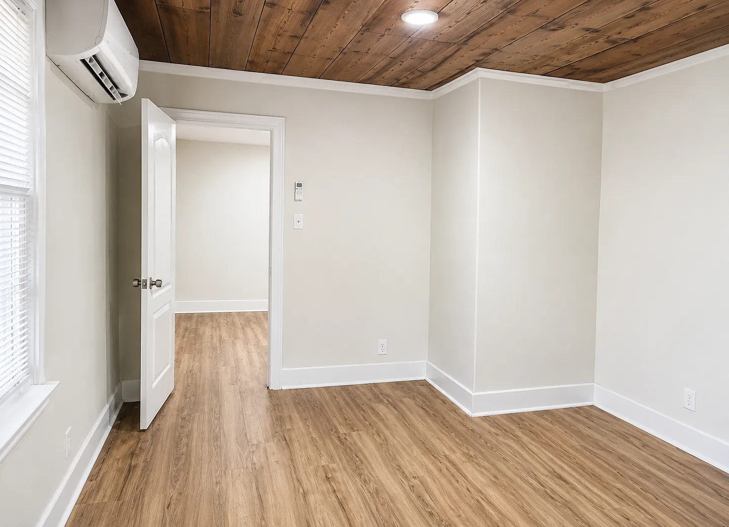 6833 Avenue C, Unit 4 — Photo 3