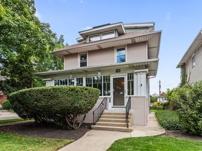 546 N Humphrey Ave, Oak Park, IL, 60302