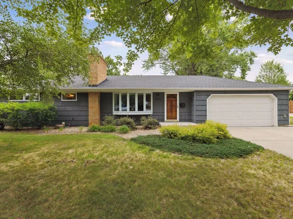 9213 5th Ave S, Bloomington, MN 55420