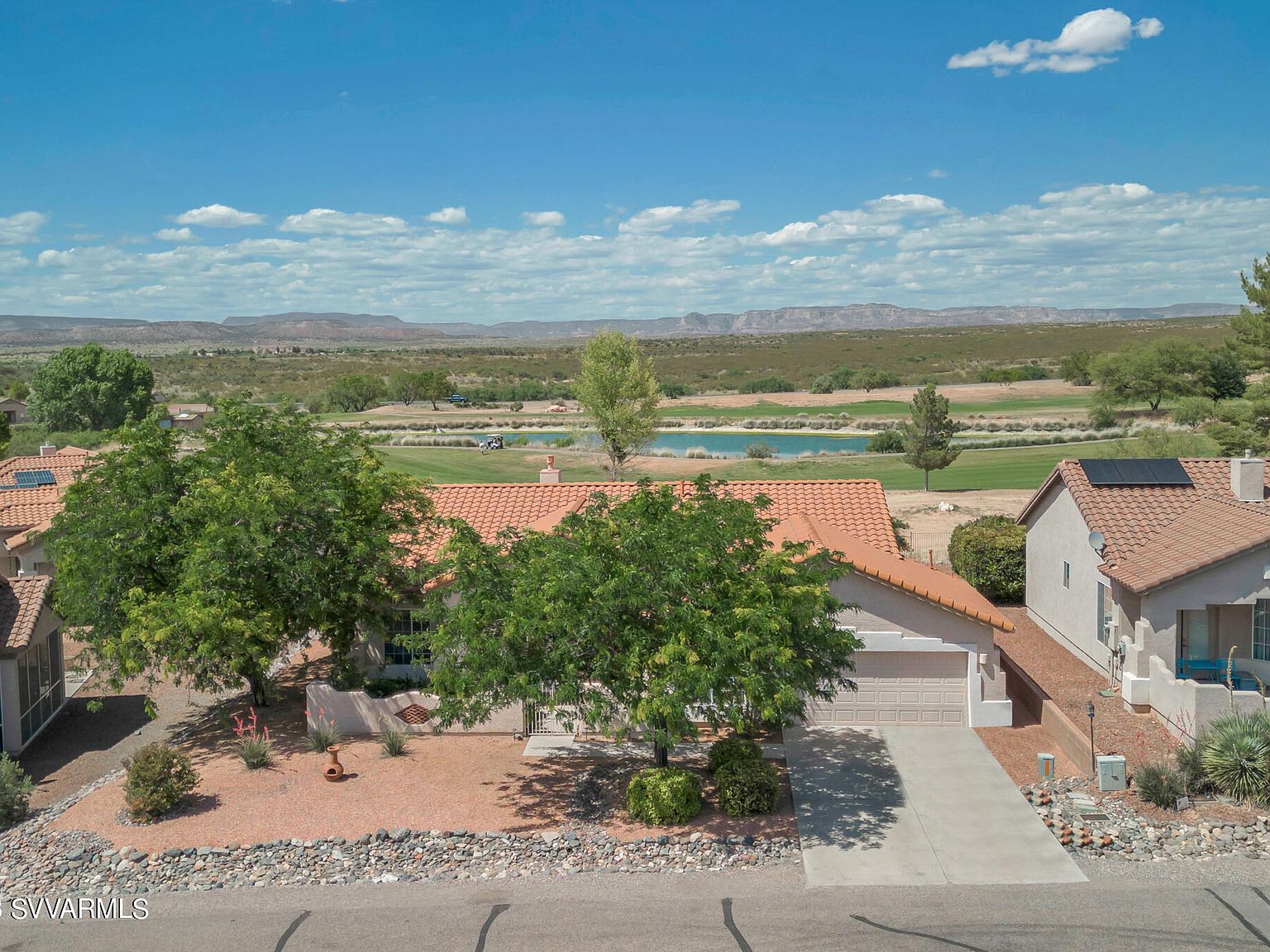 742 S Wandering River Rd