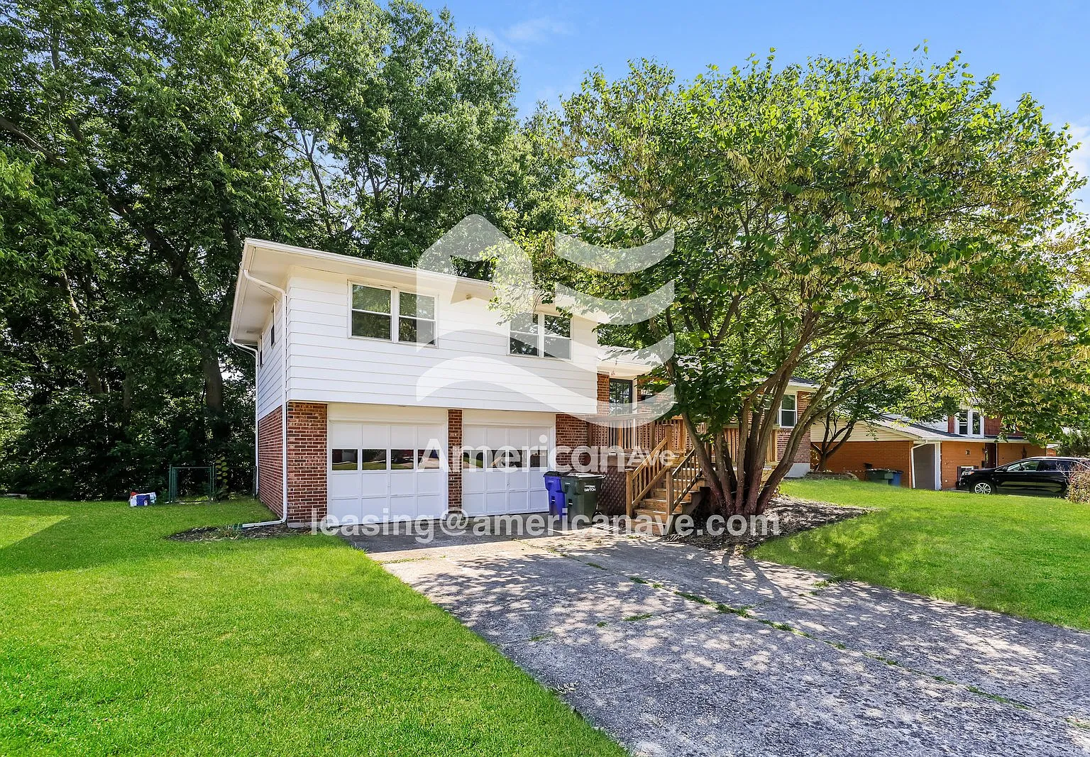 3 bed, 1.5 bath, 1971 sqft, $1,750 — Photo 2