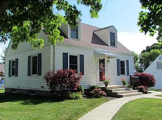 402 Kossuth St, Sidney, OH 45365