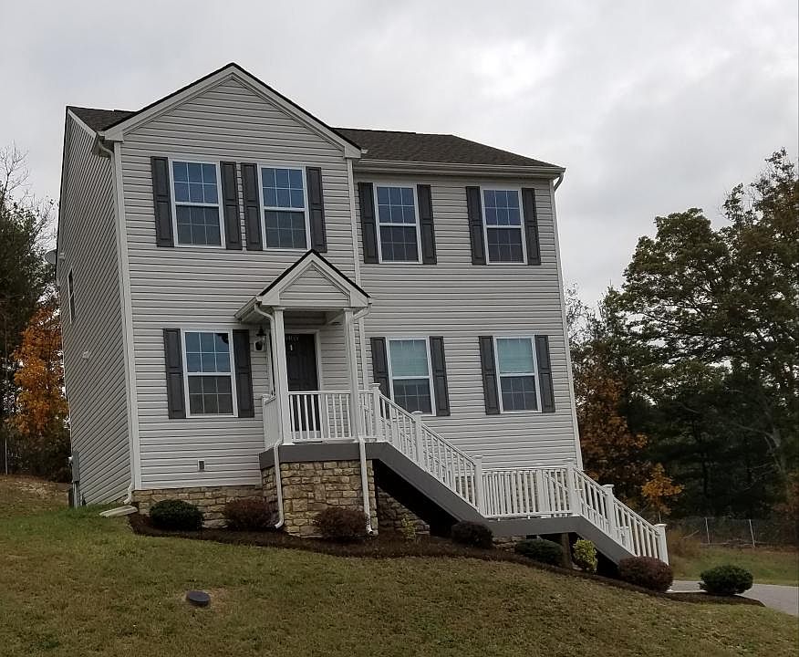2nd image of 1465 Sherwood Dr