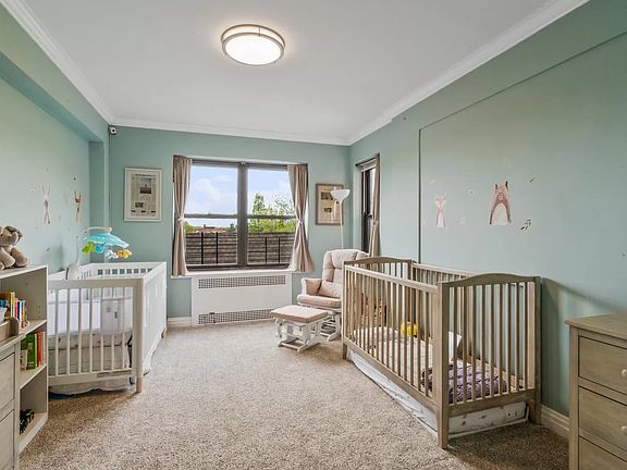 3rd image of 67-76 Booth St APT 3N