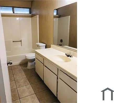 16421 Wells Fargo Ave — Photo 8